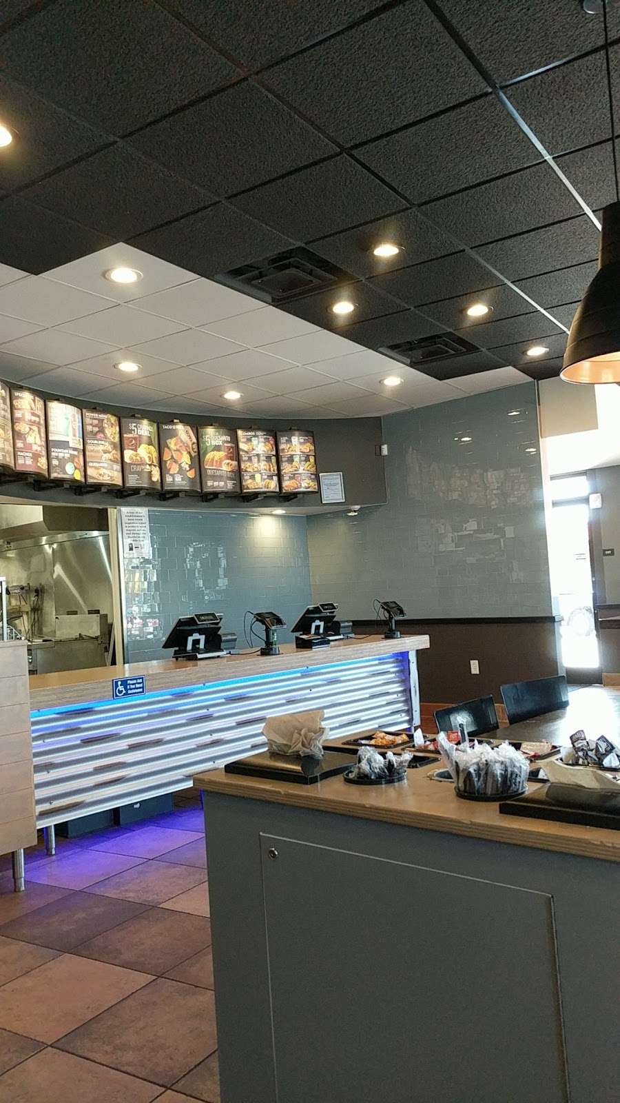 Taco Bell | 4970 Hwy 6 N, Houston, TX 77084, USA | Phone: (281) 855-8006