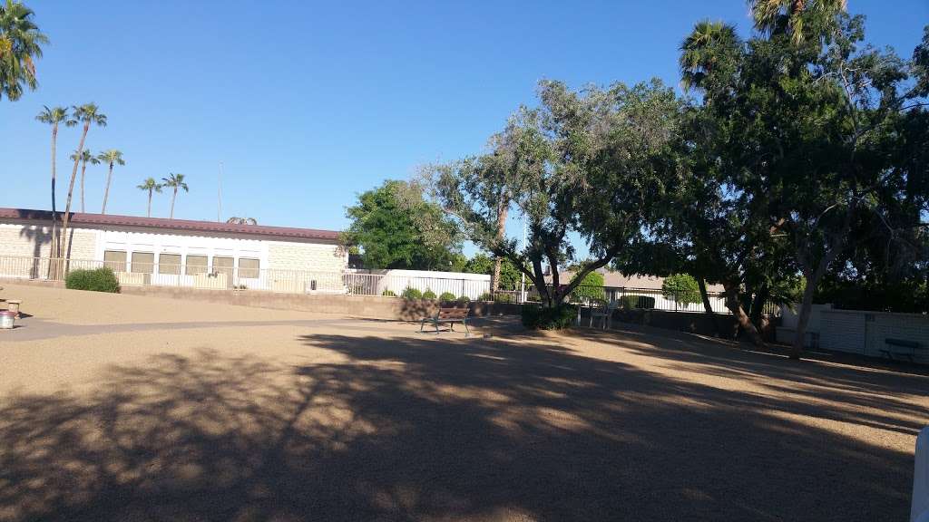 Dufeeland dog park | 14610 N Del Webb Blvd, Sun City, AZ 85351, USA