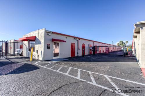 CubeSmart Self Storage | 3955 E 29th St, Tucson, AZ 85711, USA | Phone: (520) 745-1585