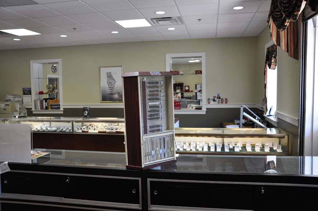 Ledor Jewelry Company | 44 Washington St, Plainville, MA 02762 | Phone: (508) 695-6842