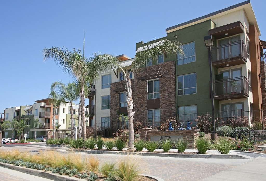 Crest 850 Apartment Homes | 850 Village Dr, San Marcos, CA 92078, USA | Phone: (855) 331-2373