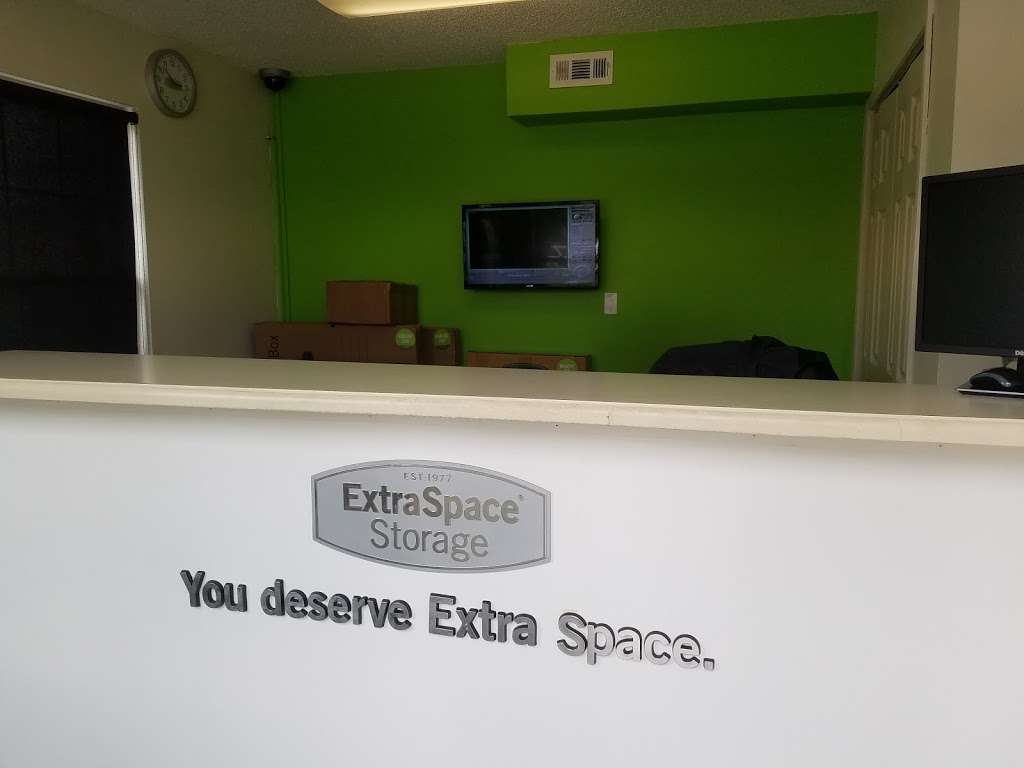 Extra Space Storage | 7880 Mastin Dr, Overland Park, KS 66204, USA | Phone: (913) 642-7791