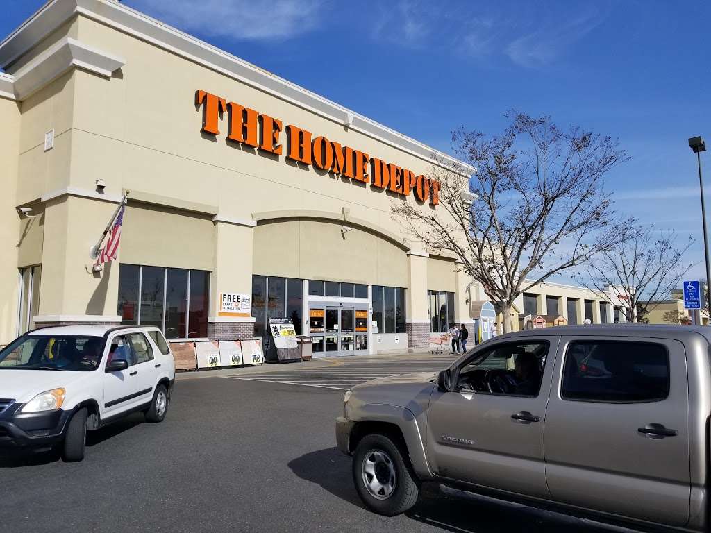 The Home Depot | 101 Towne Center Dr, Compton, CA 90220, USA | Phone: (310) 886-0886