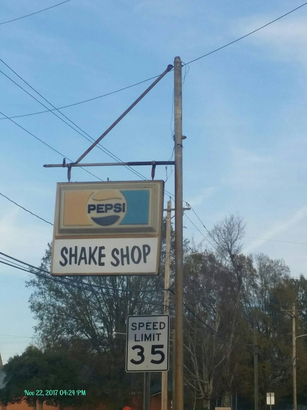 Shake Shop | 505 W Church St, Cherryville, NC 28021, USA | Phone: (704) 435-5778