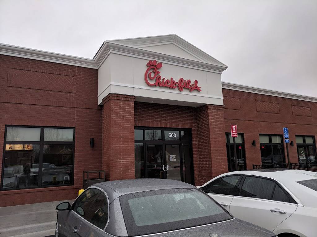 Chick-fil-A | 600 Grassfield Pkwy, Chesapeake, VA 23322, USA | Phone: (757) 436-1100