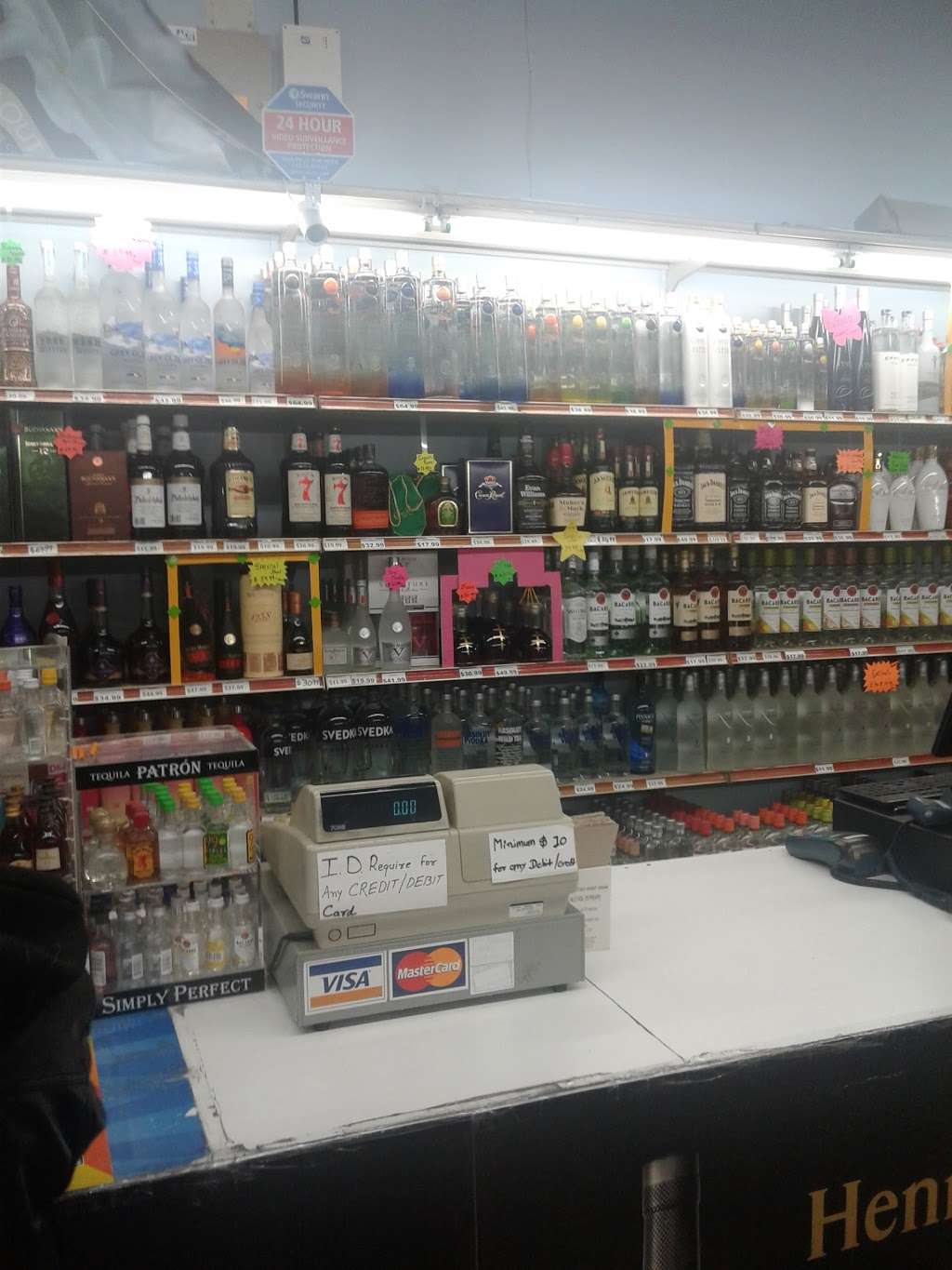 Concord Liquor Store | 548 Vanderbilt Ave, Staten Island, NY 10304 | Phone: (718) 273-6262