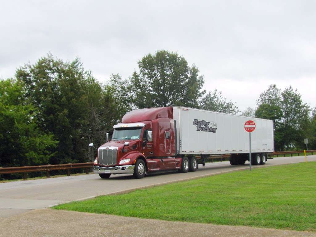 Bailey Trucking, Inc. | 2325 W Barner St, Frankfort, IN 46041, USA | Phone: (765) 654-9100