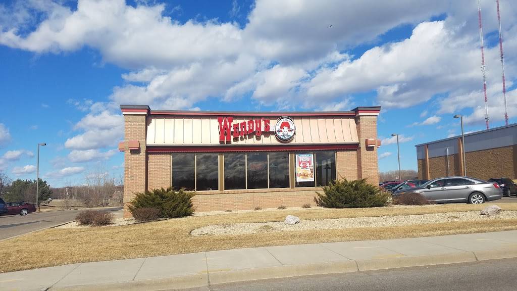 Wendys | 1051 Red Fox Rd, Shoreview, MN 55126, USA | Phone: (651) 478-6337