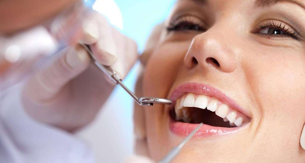 Esthetic Smiles | 1901 N Solar Dr #135, Oxnard, CA 93036 | Phone: (805) 988-2250