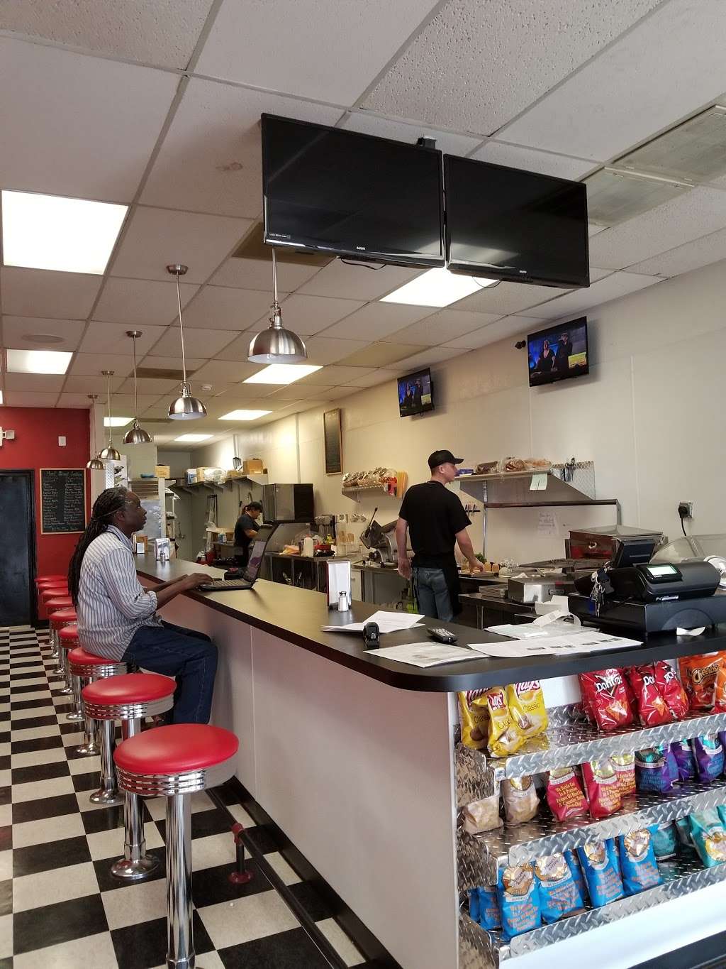 The Sandwich Shoppe at Medic One Pharmacy | 1701 Fairway Dr #3a, Alvin, TX 77511, USA | Phone: (281) 968-7119