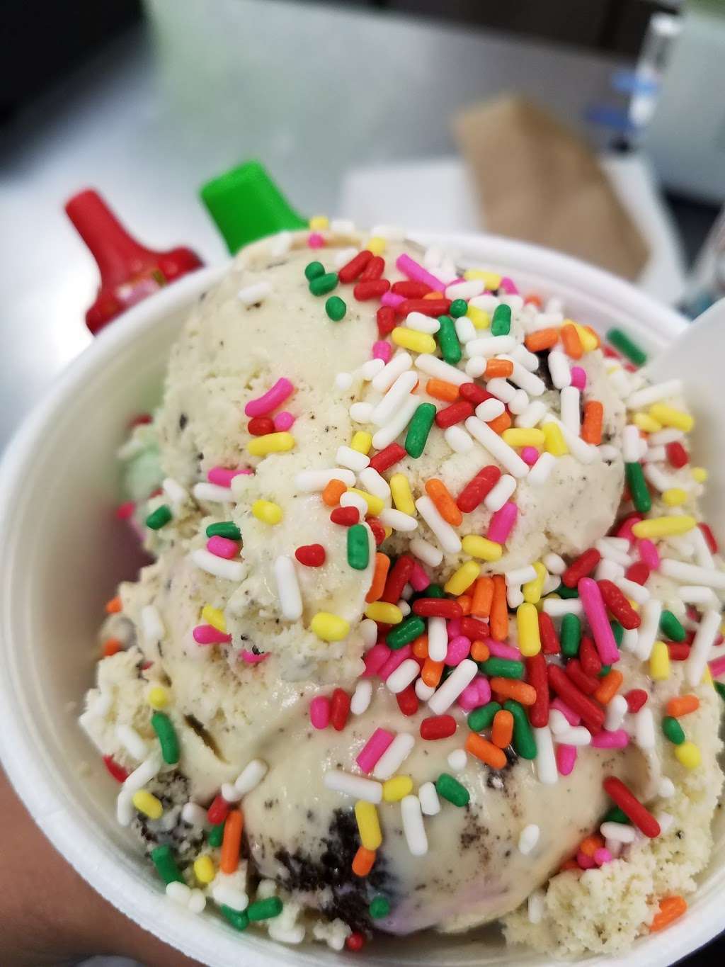 Ocean Rainbow Ice Cream Shop | 3784 Mission Ave #147, Oceanside, CA 92058, USA | Phone: (760) 435-0750