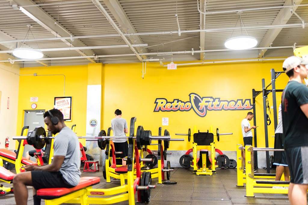 Retro Fitness | 235 Prospect Ave, West Orange, NJ 07052 | Phone: (973) 325-9200