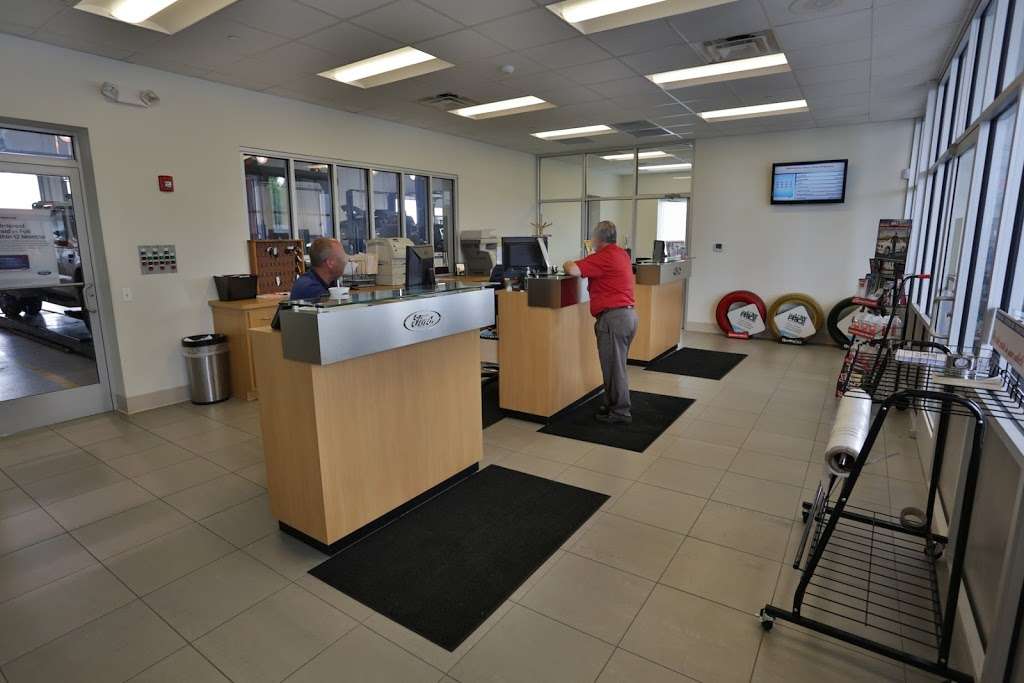 Terrys Ford of Peotone | 363 S Harlem Ave, Peotone, IL 60468, USA | Phone: (708) 258-9200