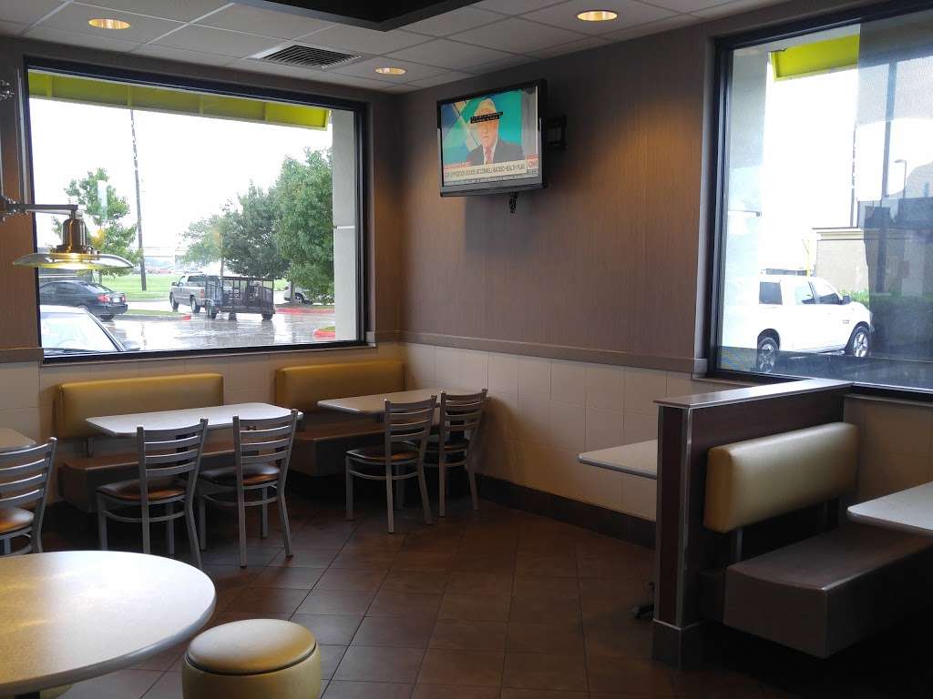 McDonalds | 2815 Business Center Dr, Pearland, TX 77584, USA | Phone: (713) 436-9095