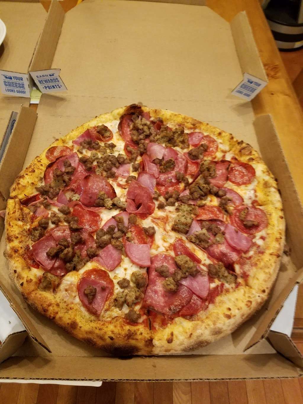 Dominos Pizza | 43 Cambridge Ln, Newtown, PA 18940, USA | Phone: (215) 860-0333