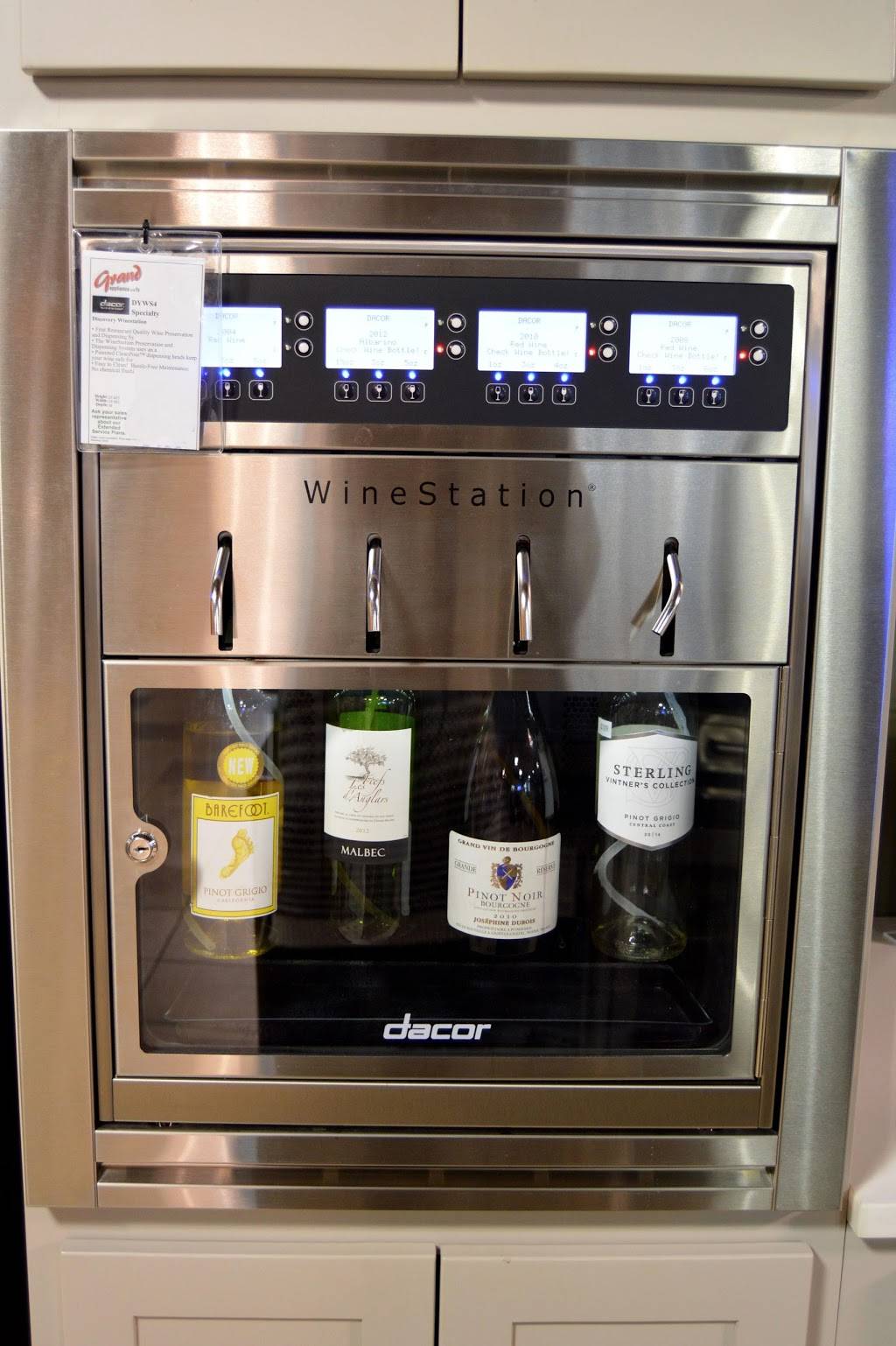 Grand Appliance and TV | 1300 W North Ave, Chicago, IL 60642, USA | Phone: (773) 252-1908