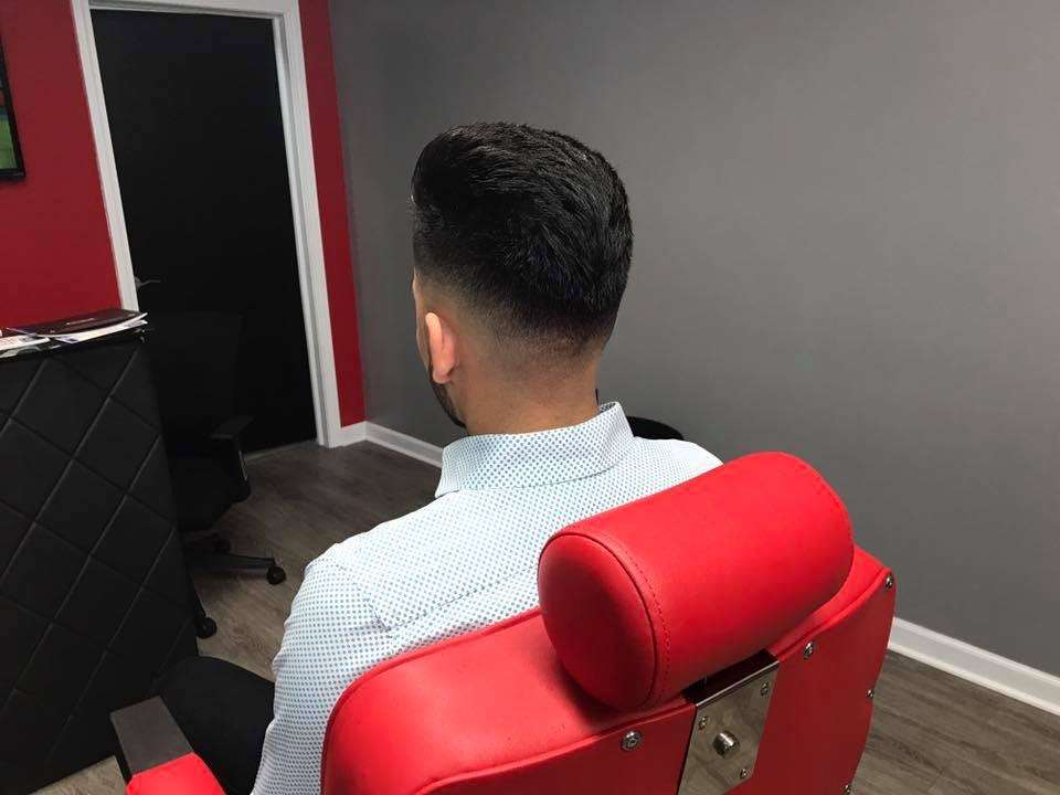 Geos European Barber Shop | 8043 N Milwaukee Ave, Niles, IL 60714, USA | Phone: (847) 208-1464