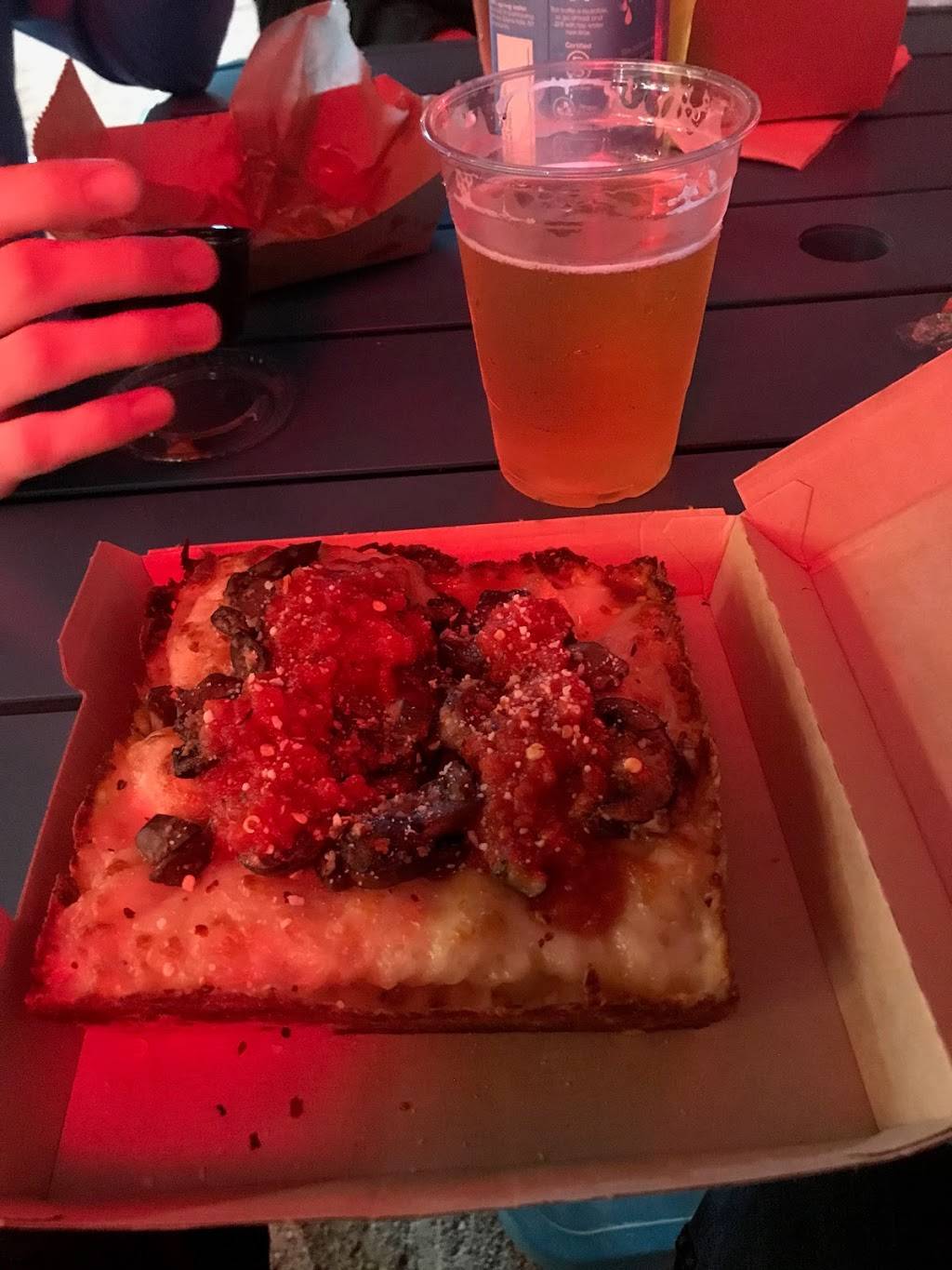 The Corners Pizza | 615 Channelside Drive Space #9, Tampa, FL 33602, USA | Phone: (813) 328-1322