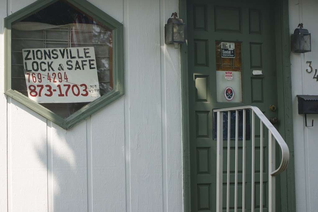 Zionsville Locksmith & Safe | 340 S Main St, Zionsville, IN 46077 | Phone: (317) 873-1703