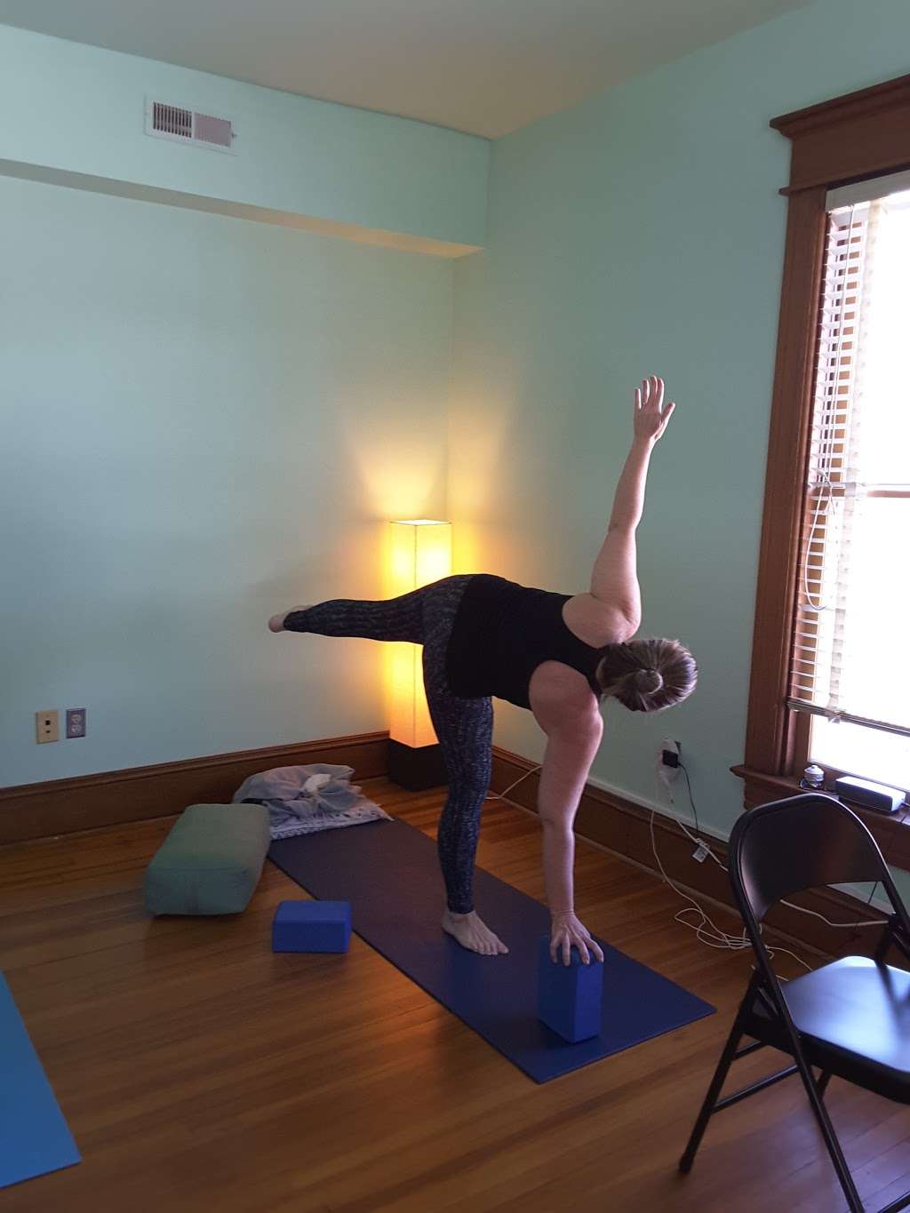 Joyful Yoga With Sandy | 800 3rd St, Herndon, VA 20170, USA | Phone: (904) 614-1773