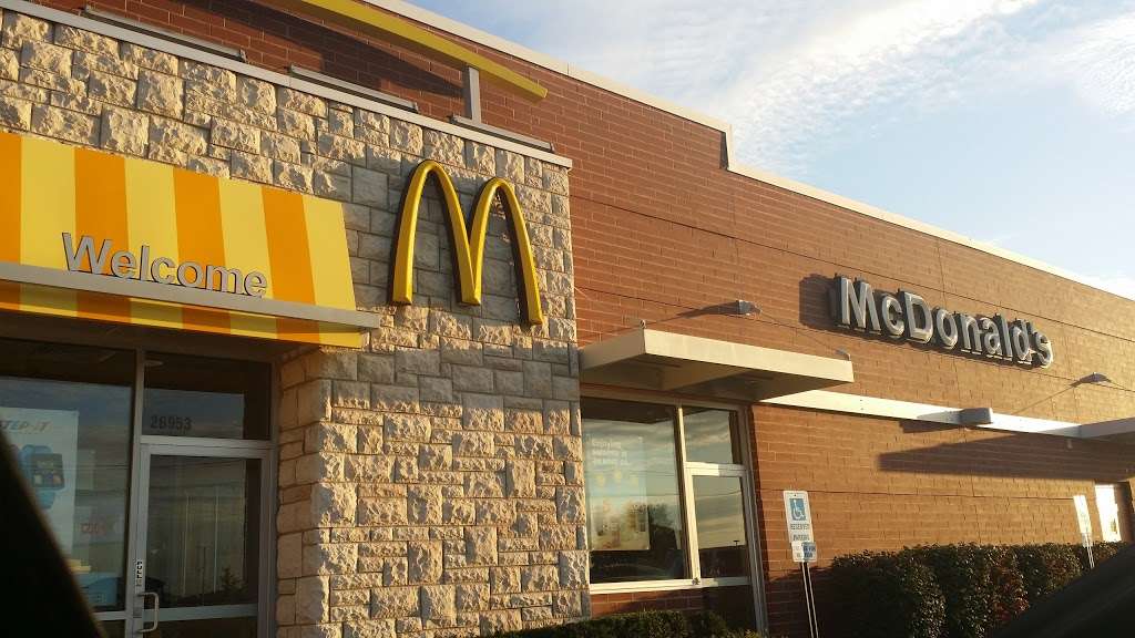 McDonalds | 26953 W Eames St, Channahon, IL 60410 | Phone: (815) 467-8109