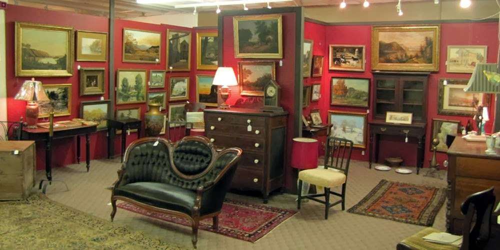 Golden Lane Antique and Art Gallery | 11 N Water St, New Oxford, PA 17350, USA | Phone: (717) 624-3800