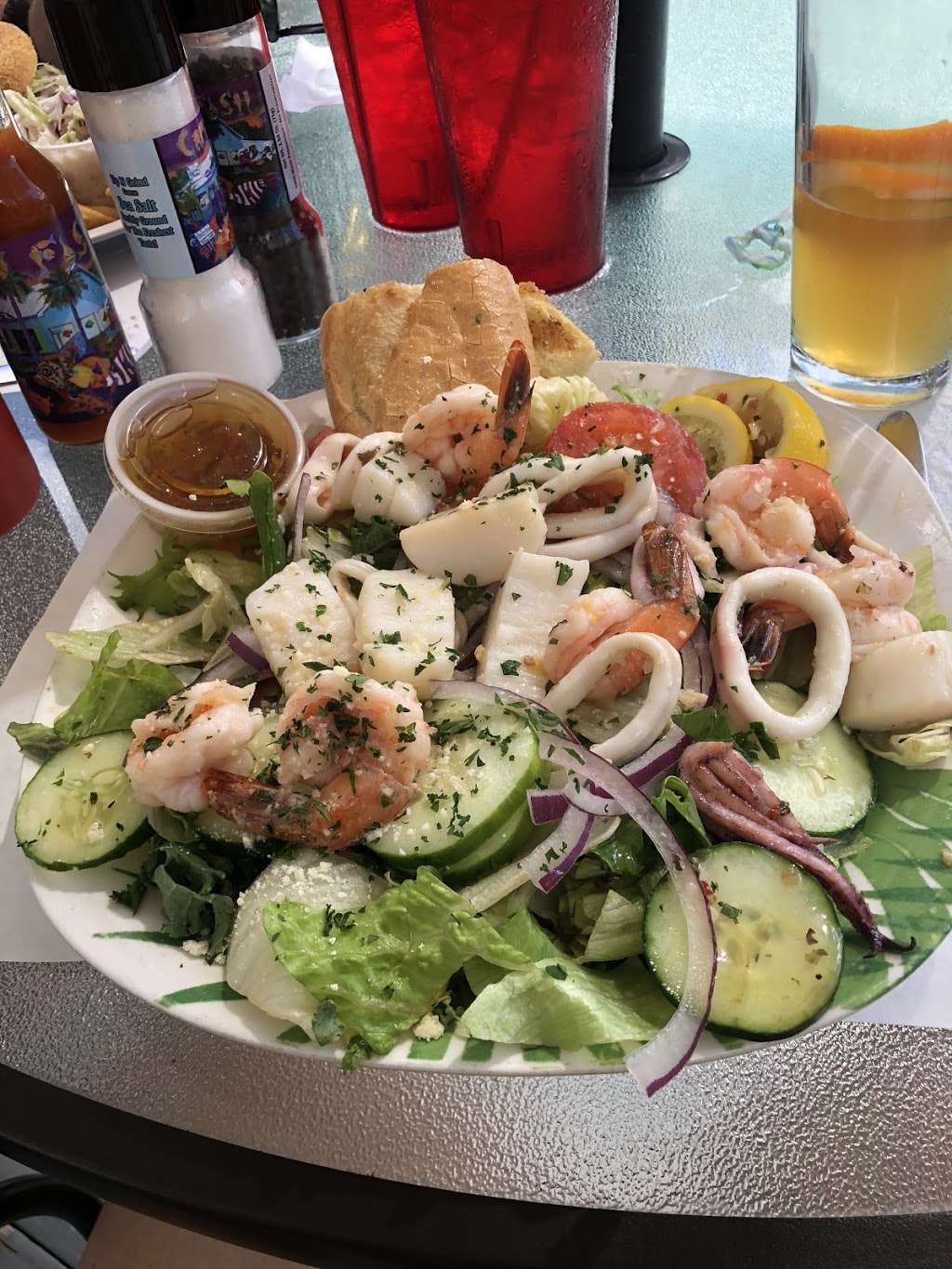 Crazy Fish Bar And Grill | 802 Henry St, Lake Wales, FL 33853, USA | Phone: (863) 676-6361