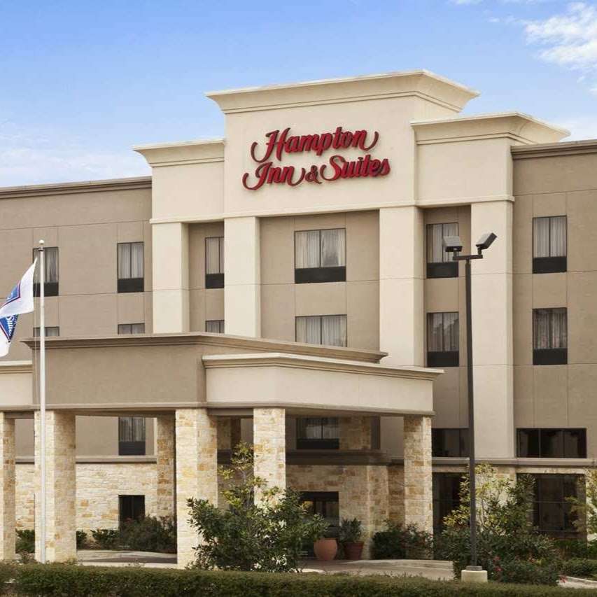 Hampton Inn & Suites Conroe - I-45 North | 2242 Stoneside Rd, Conroe, TX 77303, USA | Phone: (936) 539-1888