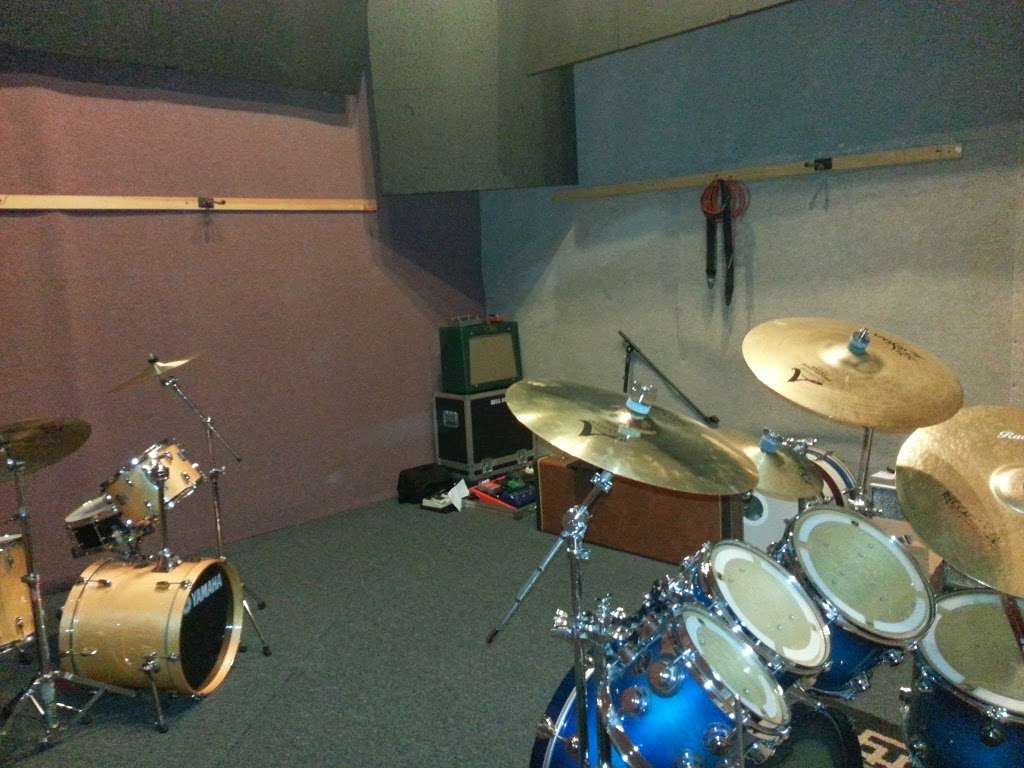 Petaluma Rehearsal Studios | 3920 Cypress Dr, Petaluma, CA 94954, USA | Phone: (707) 762-2984