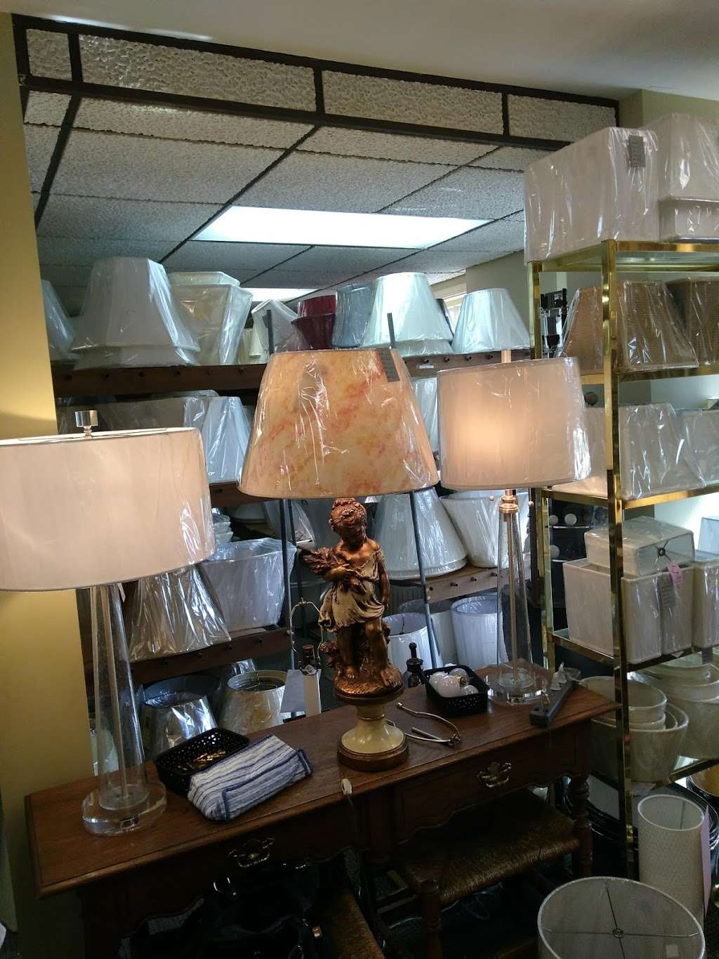 The Lamp Shader | 1710 MacLean Ct, Glenview, IL 60025, USA | Phone: (847) 998-1220