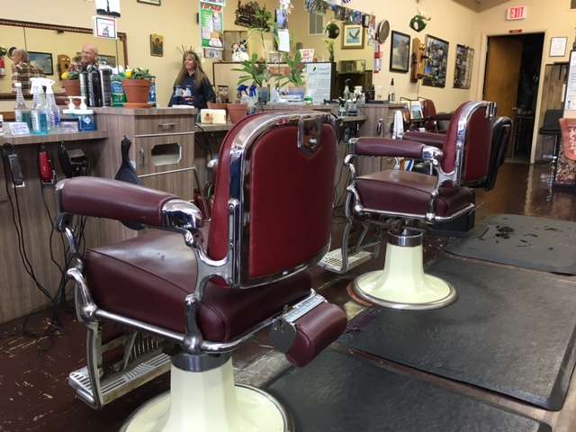 Town & Country Barber Shop | 1020 NJ-18 B, East Brunswick, NJ 08816, USA | Phone: (732) 257-8242