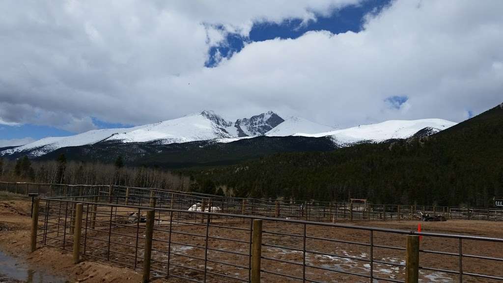 Wind River Ranch | 5770 CO-7, Estes Park, CO 80517, USA | Phone: (970) 586-4212