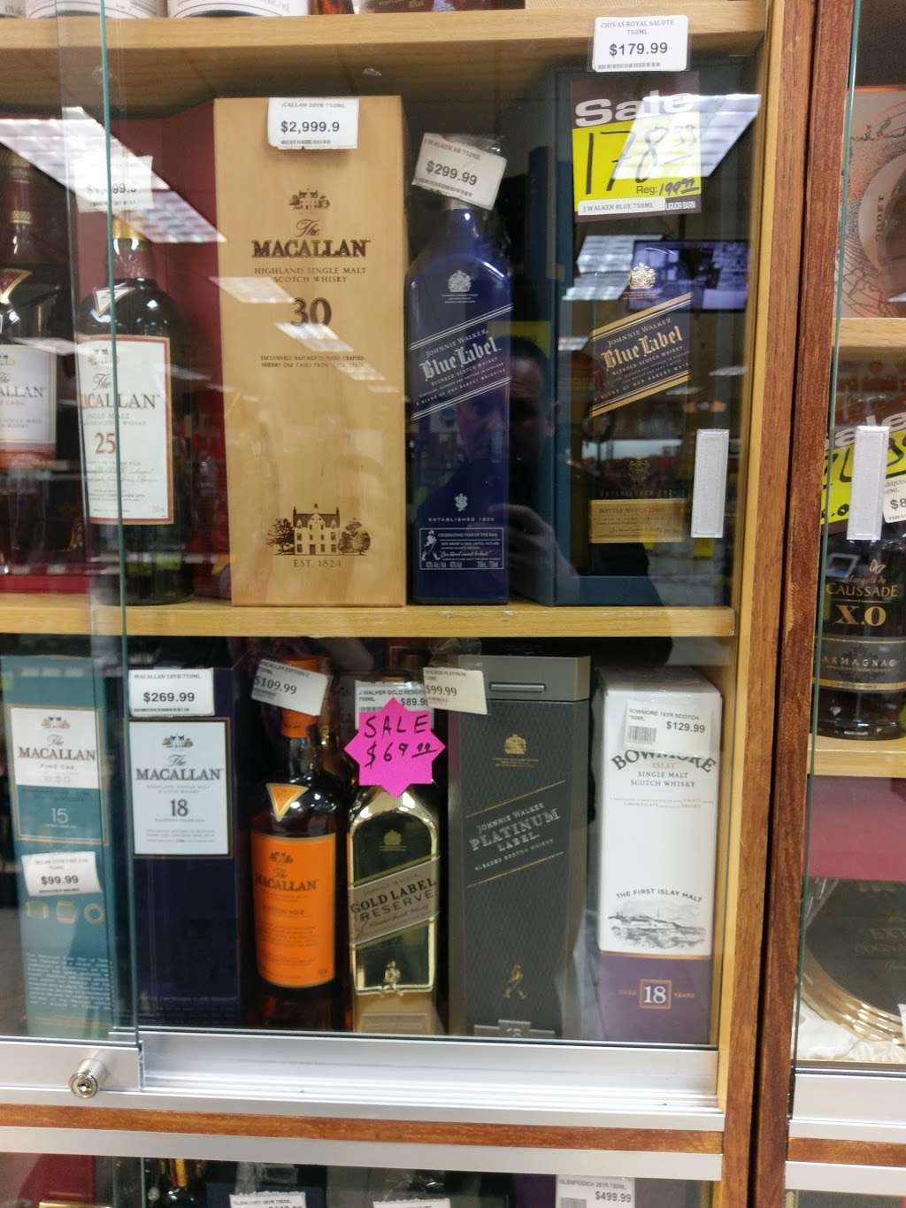 Liquor Barn | 8170 W Golf Rd, Niles, IL 60714, USA | Phone: (847) 581-0060