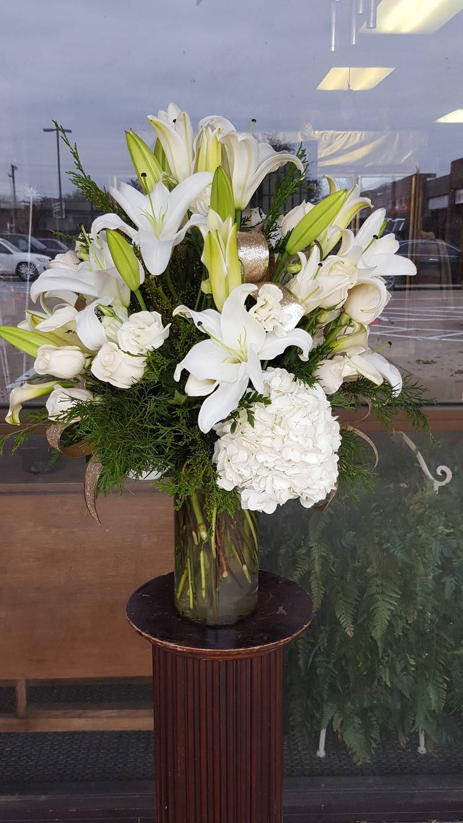 Arlington Flower Exchange | 1730 W Randol Mill Rd #120, Arlington, TX 76012, USA | Phone: (817) 261-1500