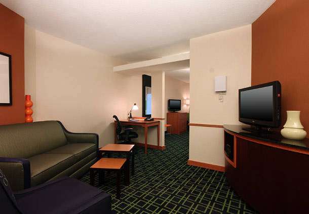 Fairfield Inn & Suites by Marriott Mahwah | 225 Ramapo Valley Rd, Mahwah, NJ 07430 | Phone: (201) 529-4000