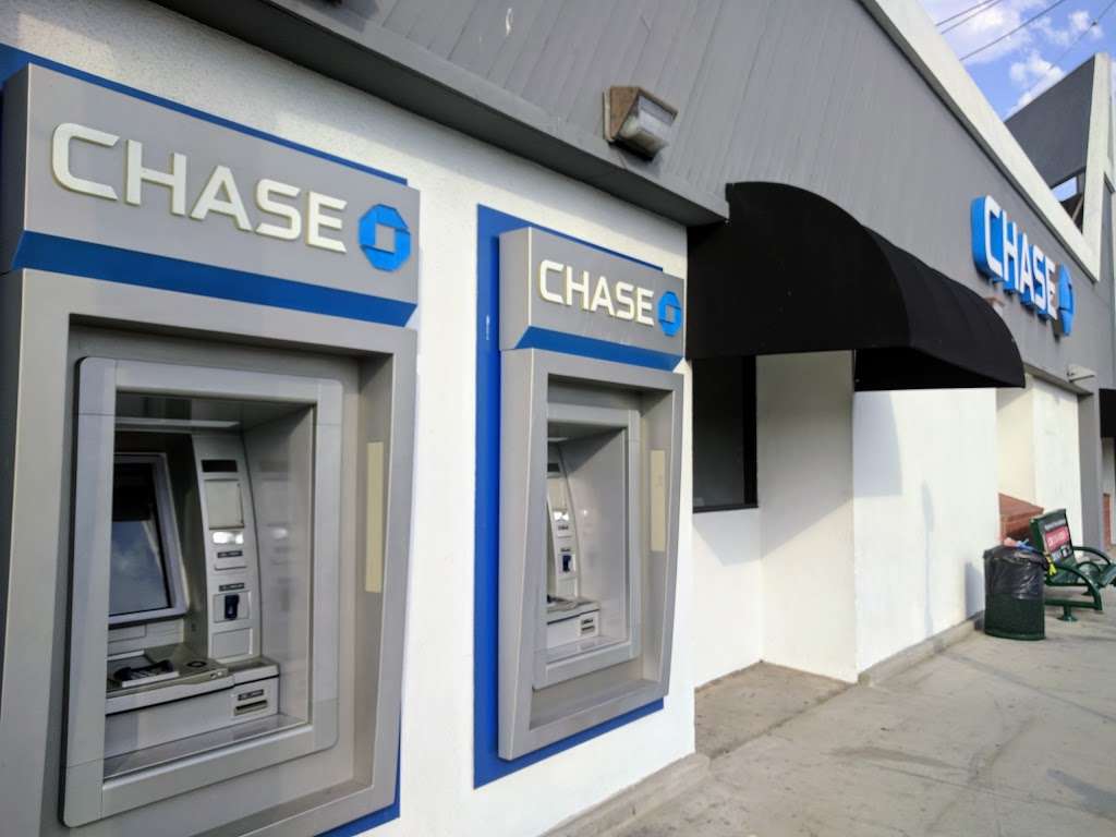 Chase Bank | 11285 National Blvd, Los Angeles, CA 90064 | Phone: (310) 478-0482