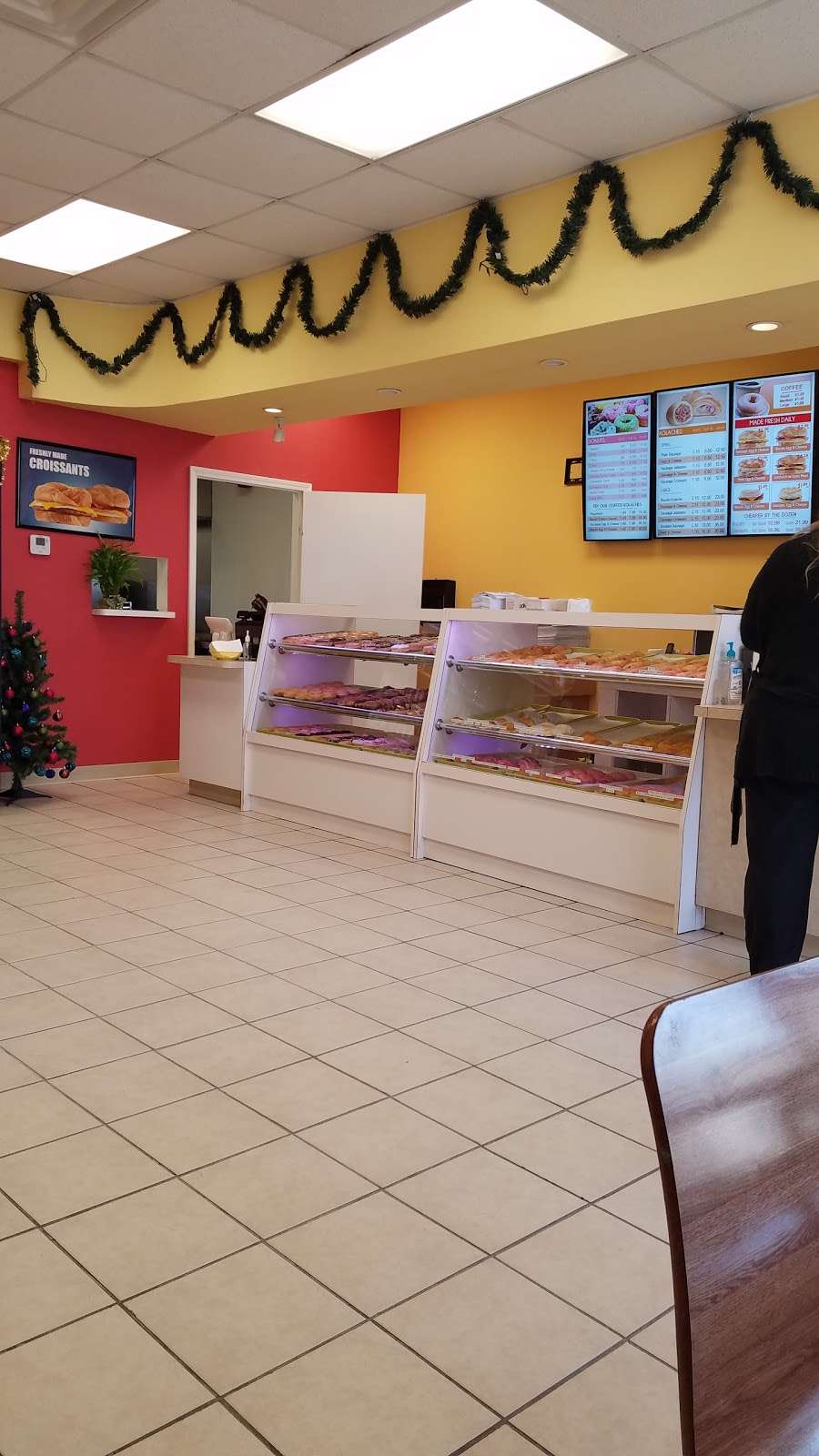 Donut Shack | 10003 Farm to Market 2920, Tomball, TX 77375, USA | Phone: (832) 843-6662