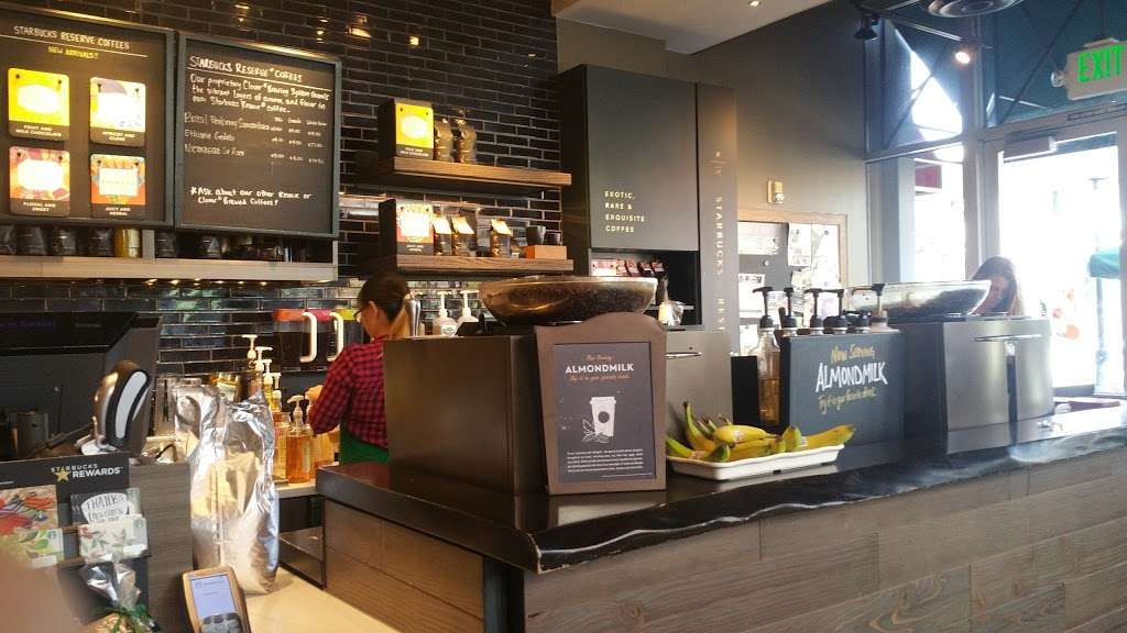 Starbucks | 7304 E 29th Ave, Denver, CO 80238 | Phone: (303) 322-2477