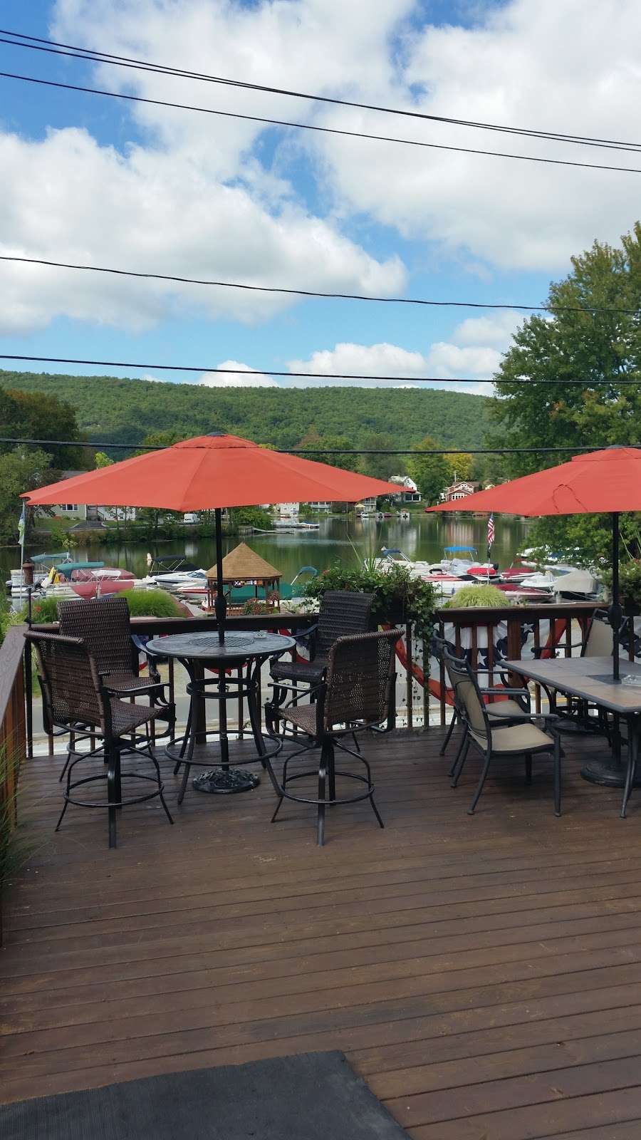 Waterstone Inn | 62 Sterling Rd, Greenwood Lake, NY 10925, USA | Phone: (845) 477-3535