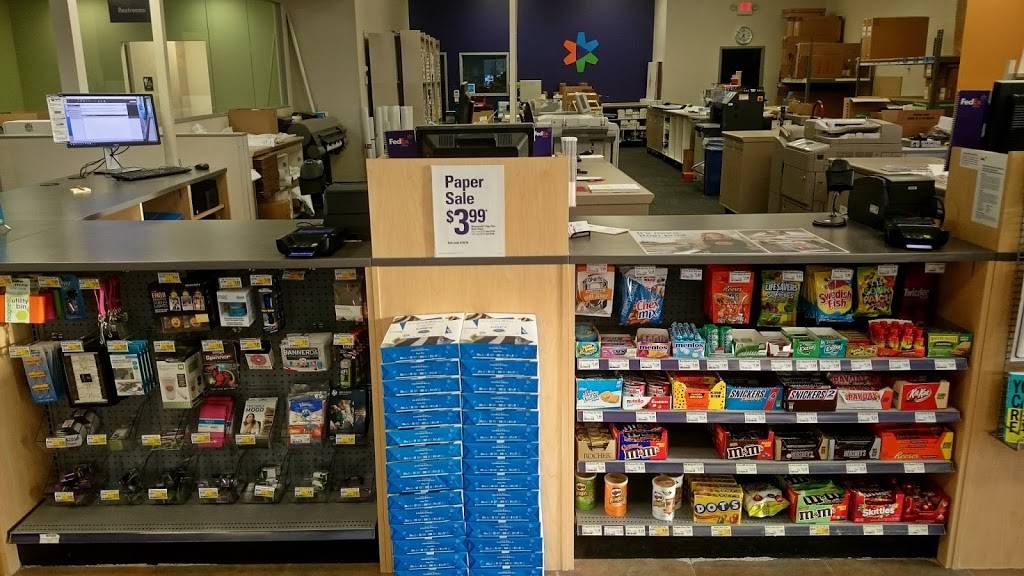 FedEx Office Print & Ship Center | 6272 Mayfield Rd, Mayfield Heights, OH 44124, USA | Phone: (440) 461-2679