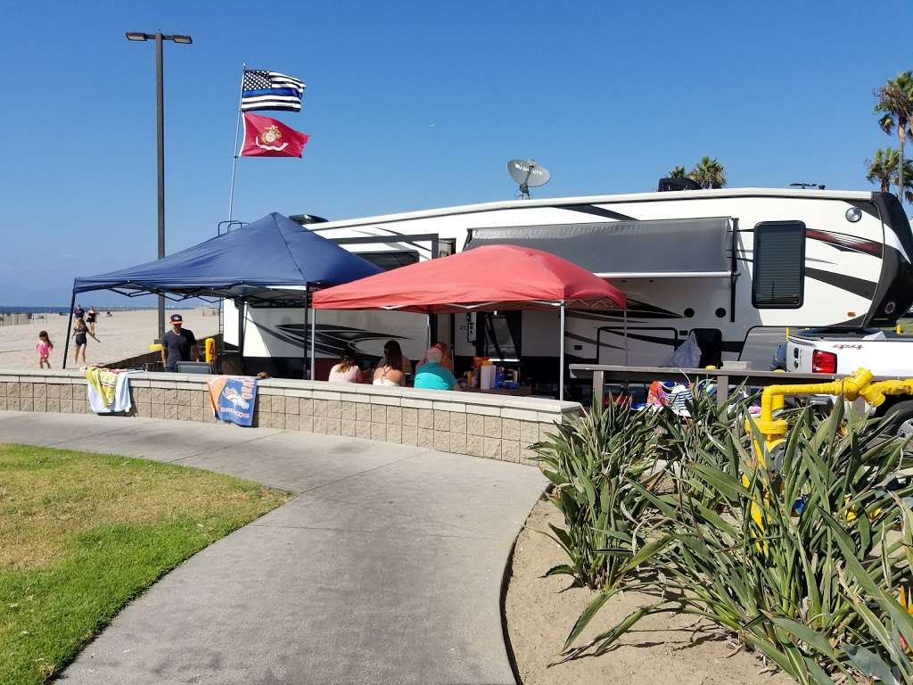 Dockweiler RV Park | 12001 Vista Del Mar, Playa Del Rey, CA 90293 | Phone: (800) 950-7275