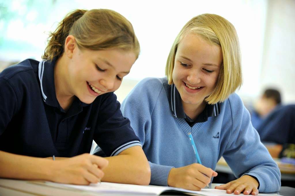 Mascalls School | Maidstone Rd, Paddock Wood, Tonbridge TN12 6LT, UK | Phone: 01892 835366