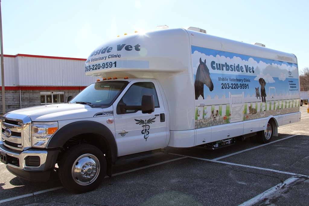 Curbside Veterinary Clinic, LLC | 269 Maple Rd, Easton, CT 06612, USA | Phone: (844) 838-2738