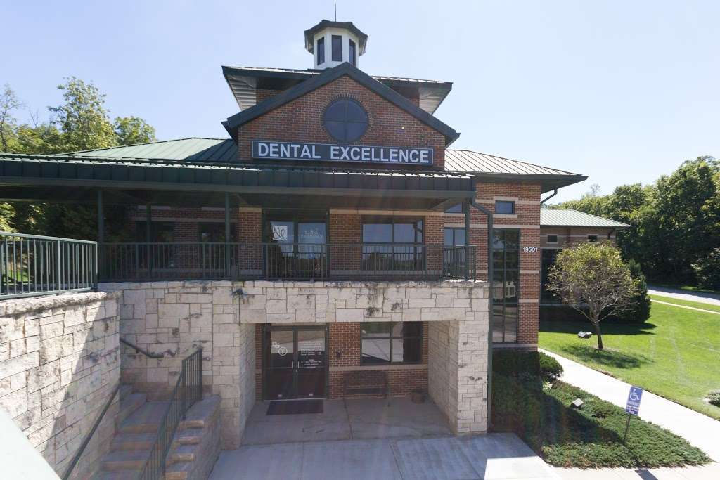 Dental Excellence | 19501 E US Hwy 40, Independence, MO 64055, USA | Phone: (816) 795-9500