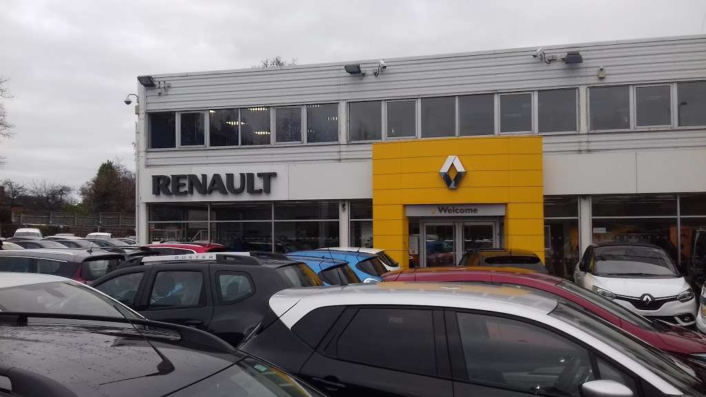 Hendy Renault | 1 Bonehurst Road Salfords, Horley, Salfords, Redhill RH1 5ED, UK | Phone: 01293 738840
