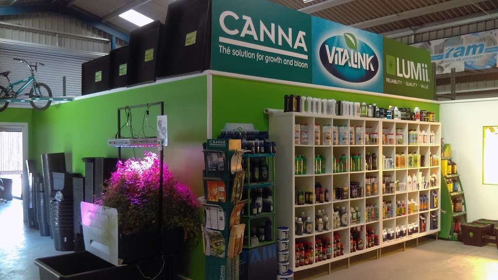 London Grow | Kingswood Ind Est, 121 Theobalds Park Rd, Enfield EN2 9BH, UK | Phone: 020 3667 3311
