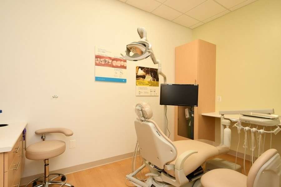 Chantilly Modern Dentistry | 14337 Newbrook Dr Ste 200, Chantilly, VA 20151, USA | Phone: (703) 214-2113