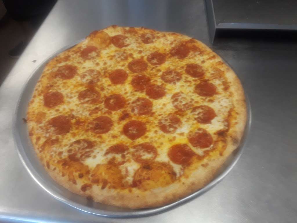 Pizzeria Santa Lucia | 8610 Washington Blvd, Jessup, MD 20794 | Phone: (301) 497-2300