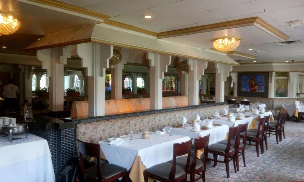 Akbar Restaurant | 21 Cortlandt St Suite 1, Edison, NJ 08837, USA | Phone: (732) 632-8822