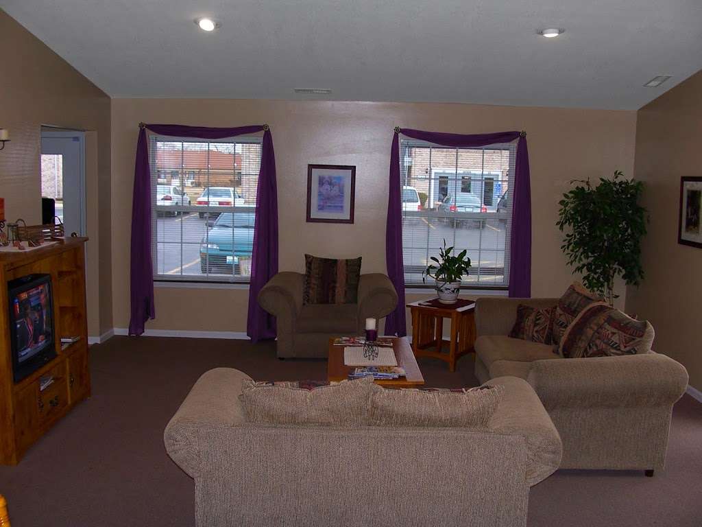 Canterbury House and Canterbury Woods Apartments | 500 Twilight Dr, Morris, IL 60450, USA | Phone: (815) 941-0540